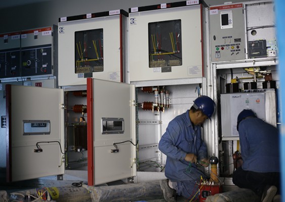 东莞绿景房地产佐伶项目高低压配电工程安装